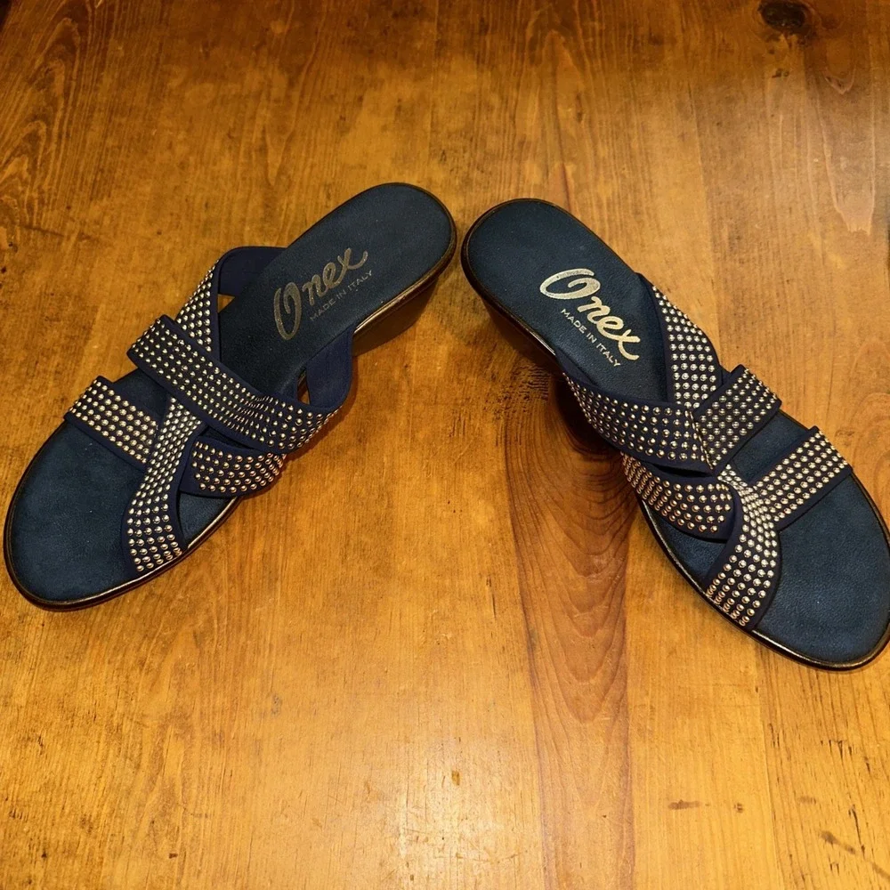 Onex Made in Italy Prelude Women's Wedge Sandal Shoes Navy With Rhinestones 8.5